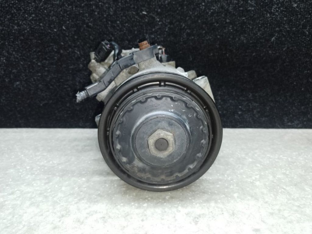 88310-0R014 | Компресор кондиціонера TOYOTA CAMRY 55 14-17 - Фото 2