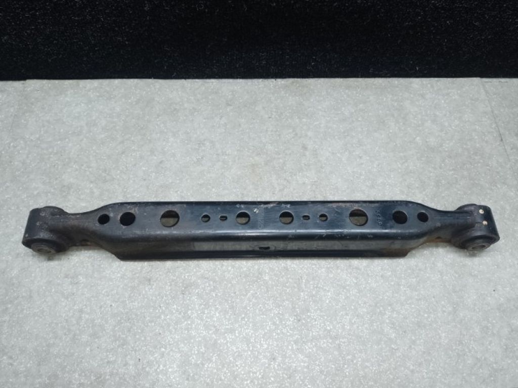 55111-4BA0A | Рычаг задней подвески поперечный нижний лев. NISSAN X-TRAIL/ROGUE T32 13-20