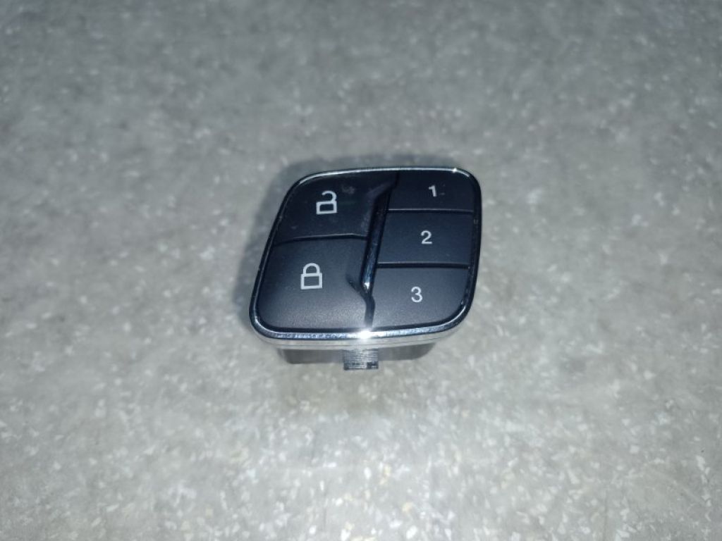 DA5Z-14776-AA | Кнопка центрального замку передн. лів. LINCOLN MKZ 13-20