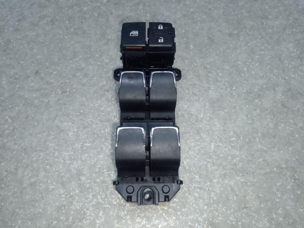 84040-78030 | Блок управления стеклоподъемниками LEXUS NX 14-21
