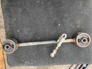 Рычаг задней подвески продольный лев. TOYOTA LAND CRUISER PRADO 120 02-09