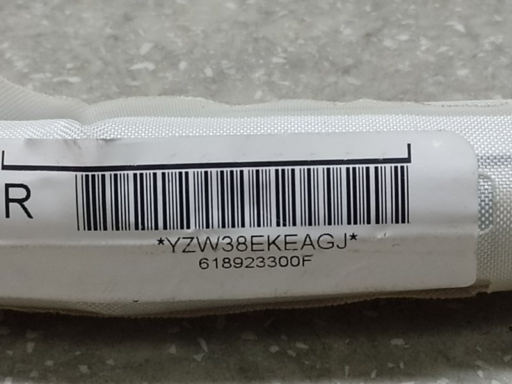 62170-76010 | Подушка безопасности (штора) прав. LEXUS CT200 11-17 - Фото 4