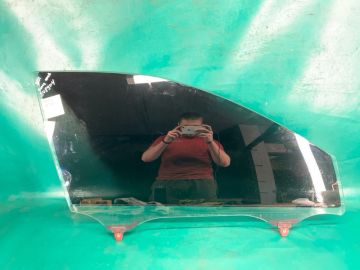 Скло дверей передн. прав. TOYOTA CAMRY 40 06-11