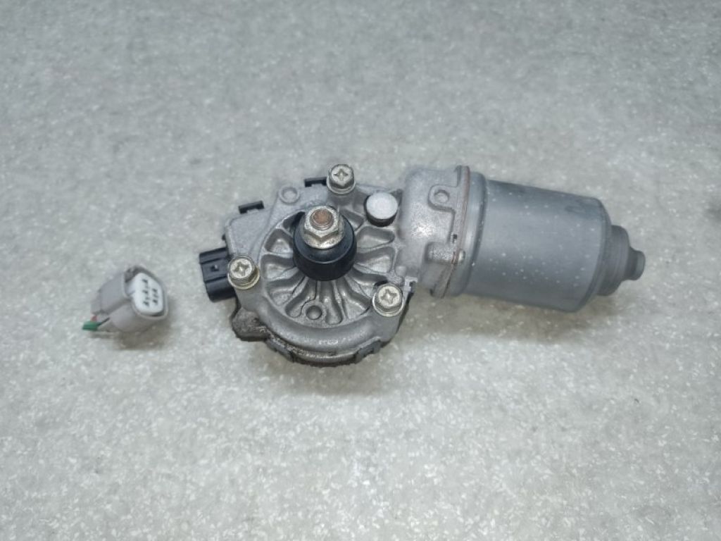 85110-76030 | Моторчик склоочисника передн. LEXUS CT200 11-17