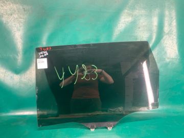 Скло дверей задн. лів. ACURA MDX (YD2) 06-13