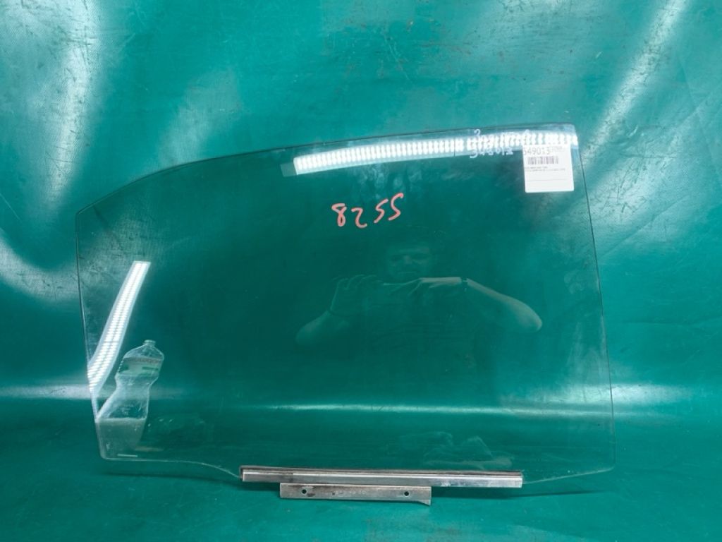 68103-06090 | Стекло двери задн. прав. TOYOTA CAMRY 40 06-11
