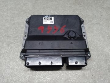 Блок управления двигателем LEXUS CT200 11-17