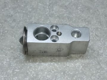 Клапан кондиционера LEXUS CT200 11-17