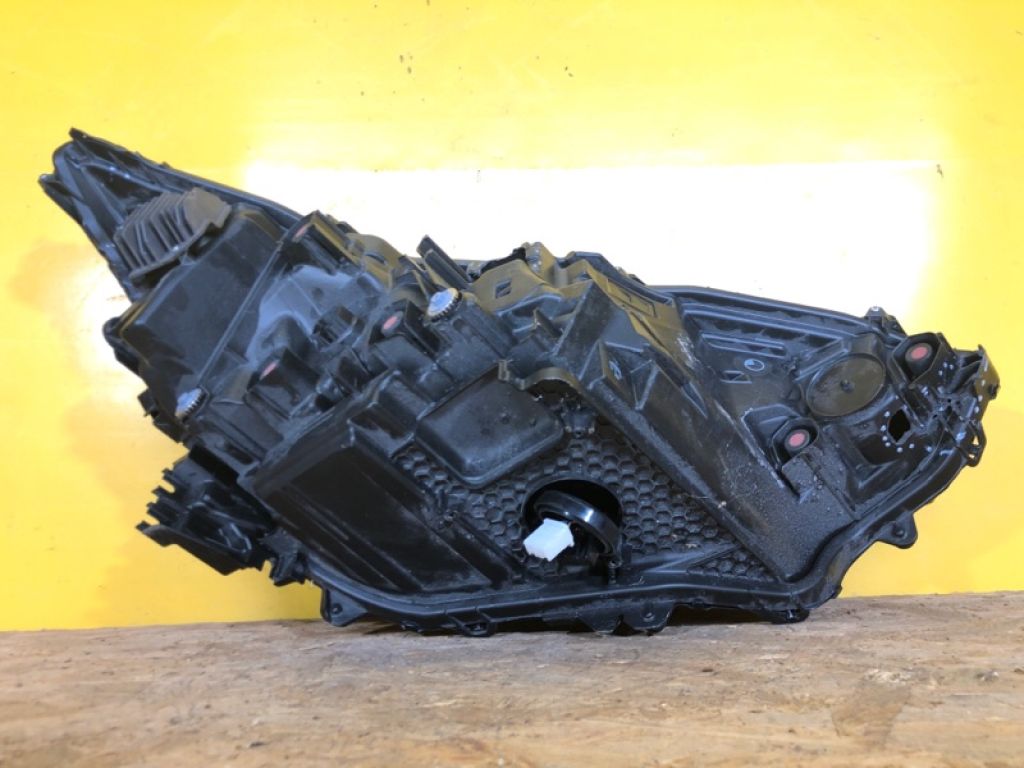 81150-0R310 | Фара лів. TOYOTA BZ4X 21-25 - Фото 10