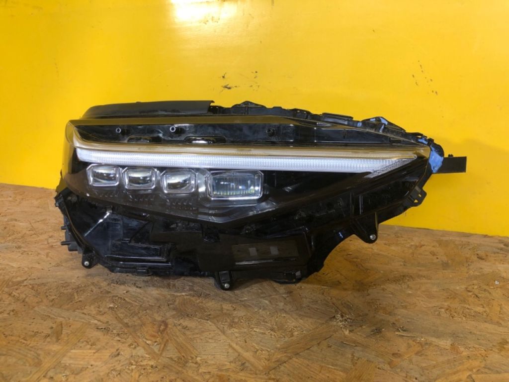 81110-0R330 | Фара прав. TOYOTA BZ4X 21-25 - Фото 3