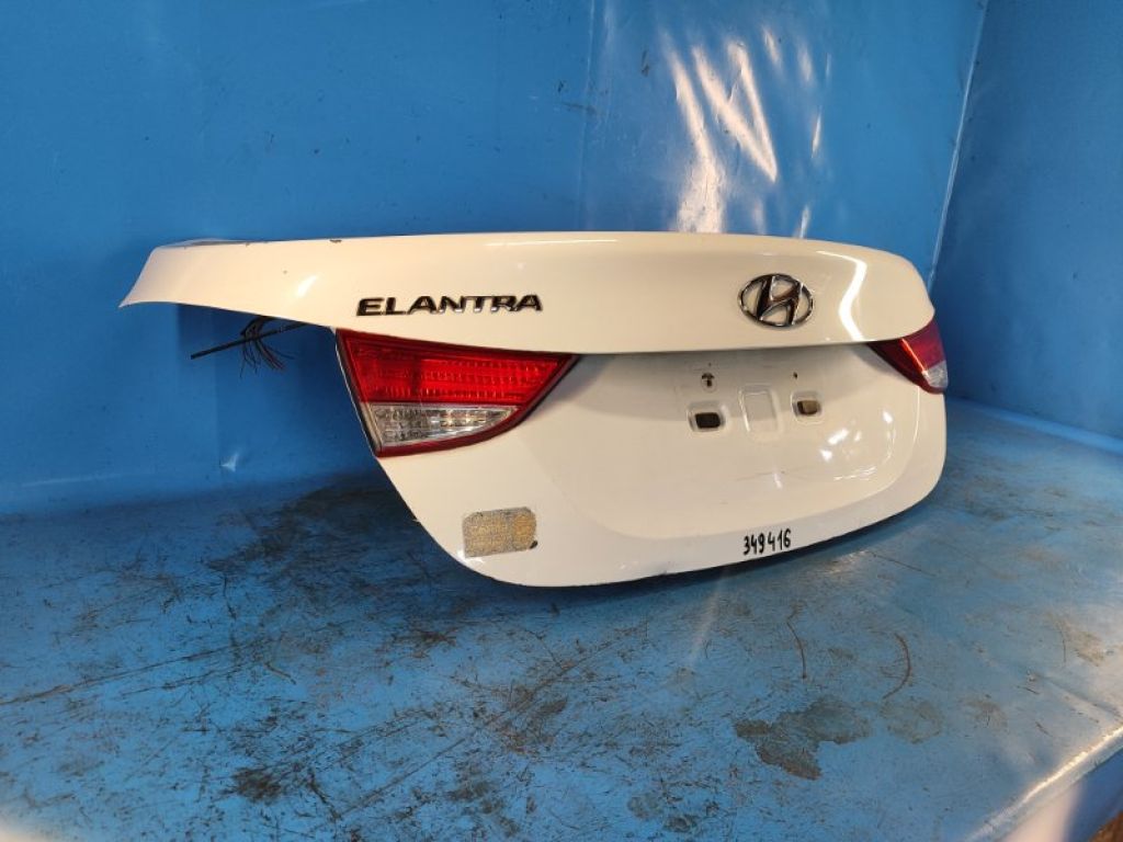 69200-3Y010 | Крышка багажника HYUNDAI ELANTRA MD 10-15 - Фото 3