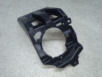 Кронштейн протитуманної фари прав. LEXUS CT200 11-17