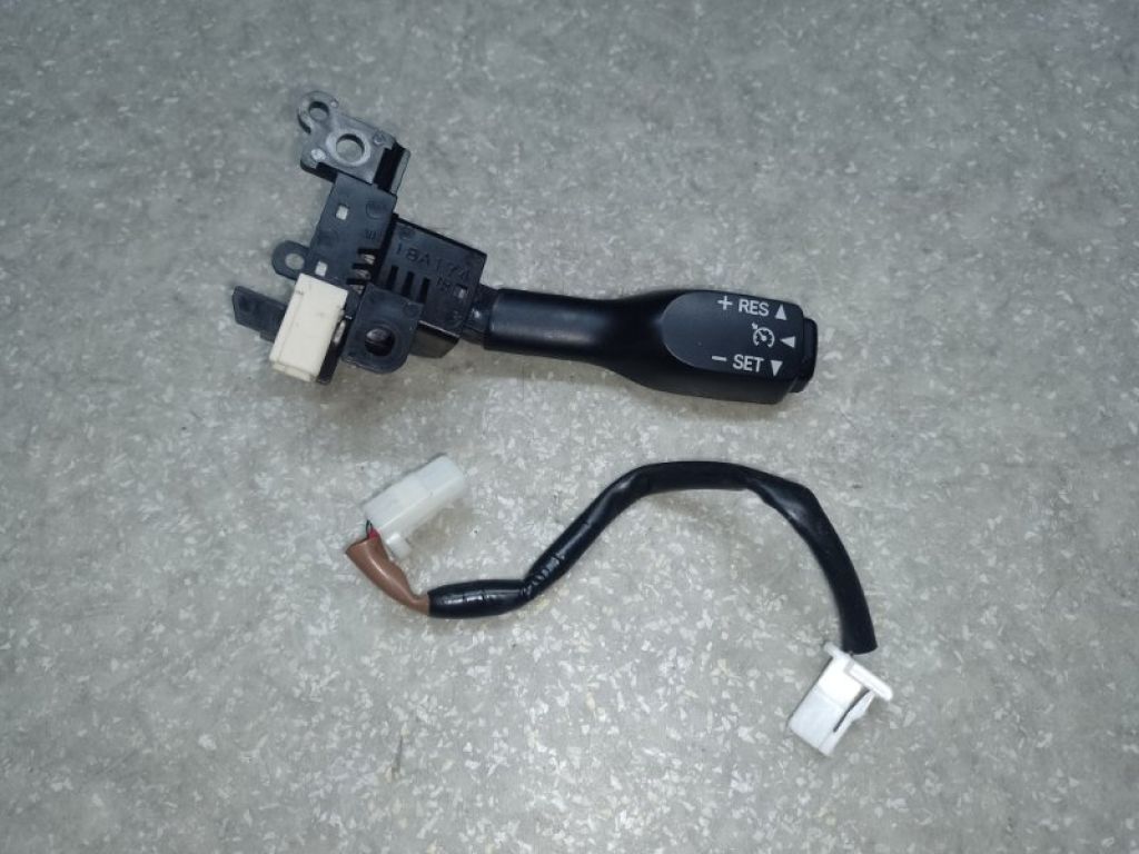 84632-34011 | перемикач круиз-контролю LEXUS CT200 11-17