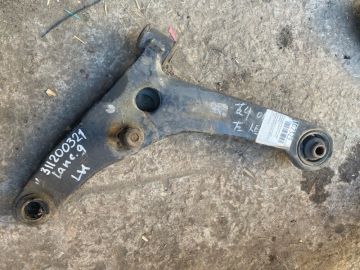Рычаг передней подвески нижний лев. MITSUBISHI LANCER IX 9 03-07