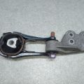 12363-37030 | Подушка двигуна задн. TOYOTA PRIUS 16- - Прев'ю 2