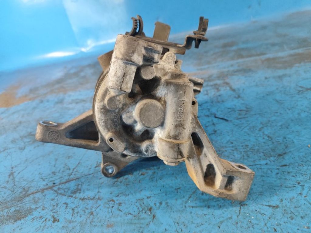 73111FJ000 | Компрессор кондиционера SUBARU IMPREZA 00-07 GD/GG - Фото 4