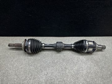 Привід передній лів. TOYOTA CAMRY 70 17-