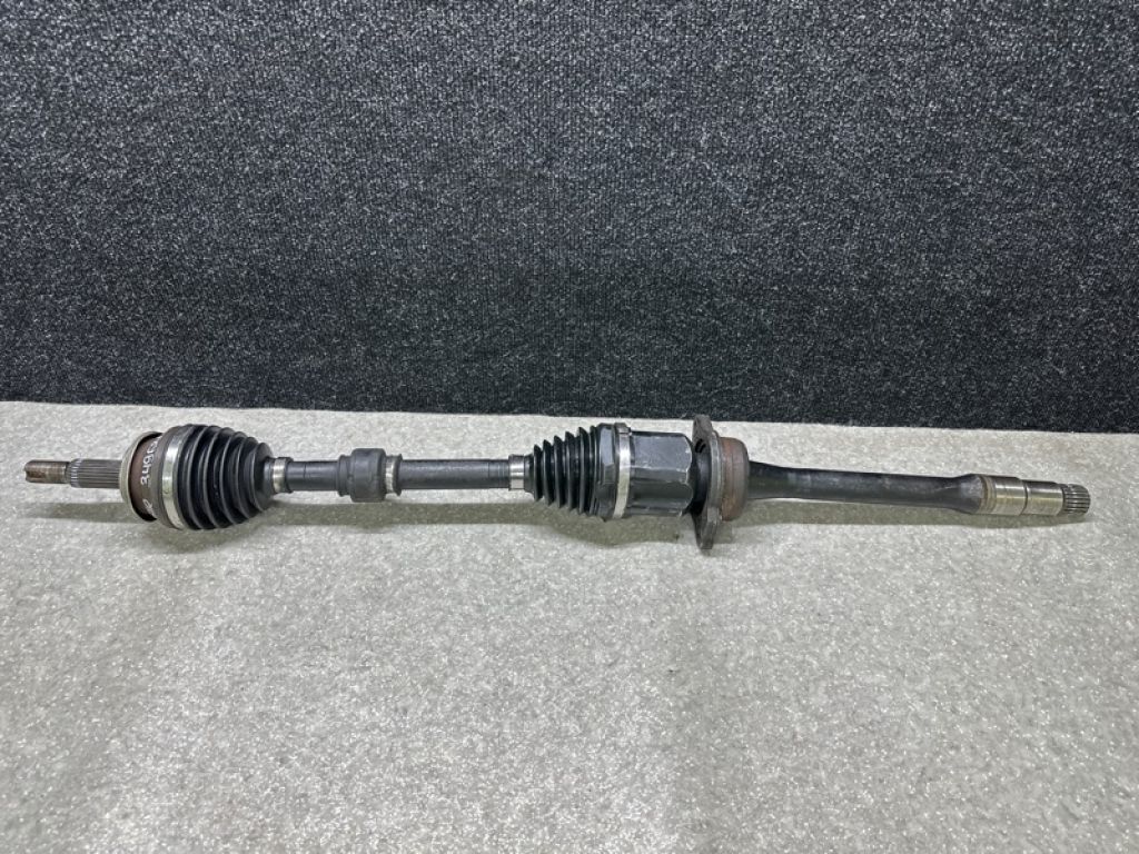 43410-06870 | Привід передній прав. TOYOTA CAMRY 70 17-