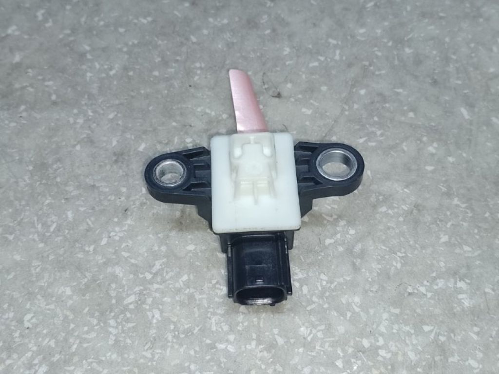 98836-3TA5B | Датчик удара передн. NISSAN X-TRAIL/ROGUE T32 13-20 - Фото 2