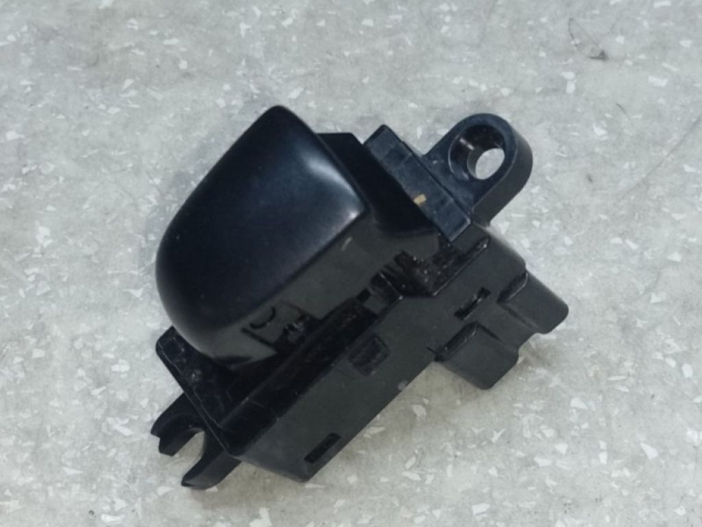 25411-1KL5C | Кнопка стеклоподъемника задн. NISSAN X-TRAIL/ROGUE T32 13-20