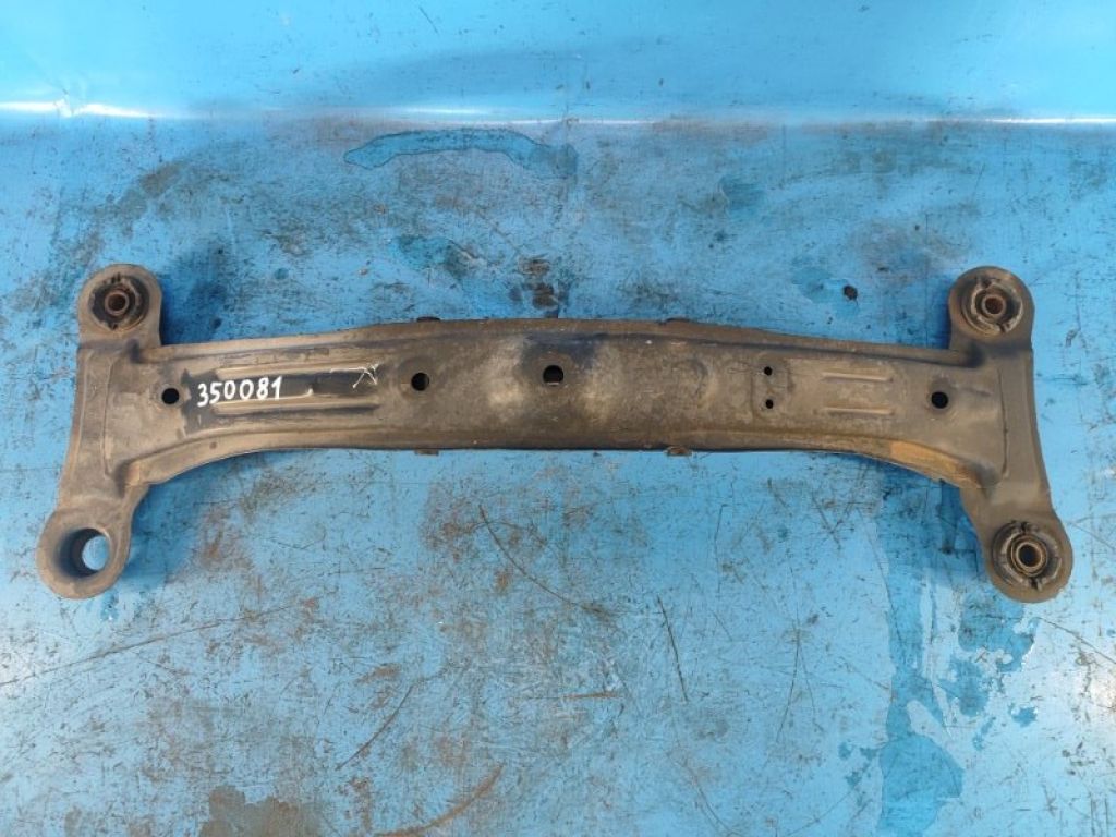 5120633040 | Балка задней подвески LEXUS ES300 96-01