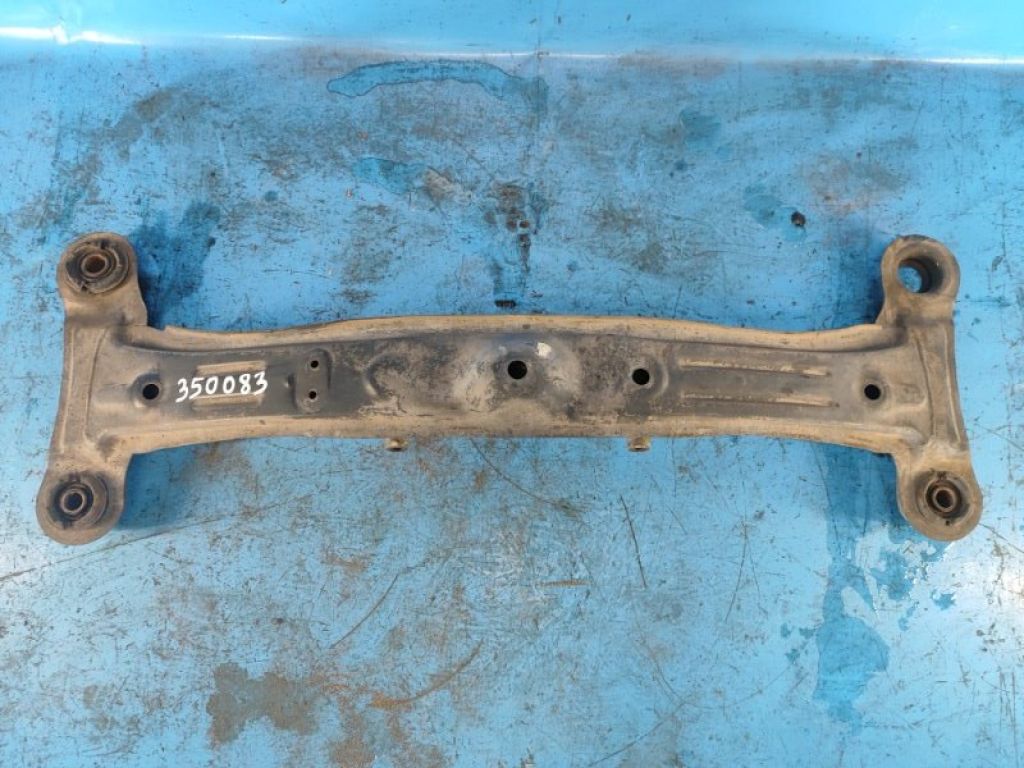 5120633040 | Балка задней подвески LEXUS ES300 96-01