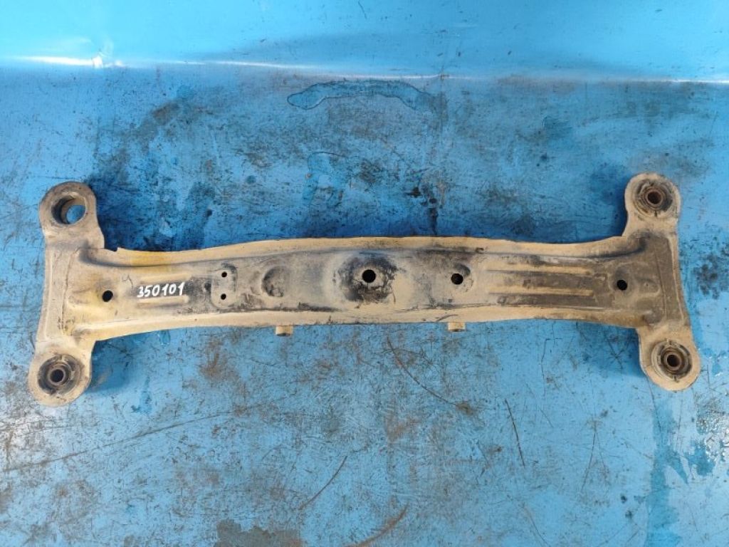 5120633040 | Балка задней подвески LEXUS ES300 96-01