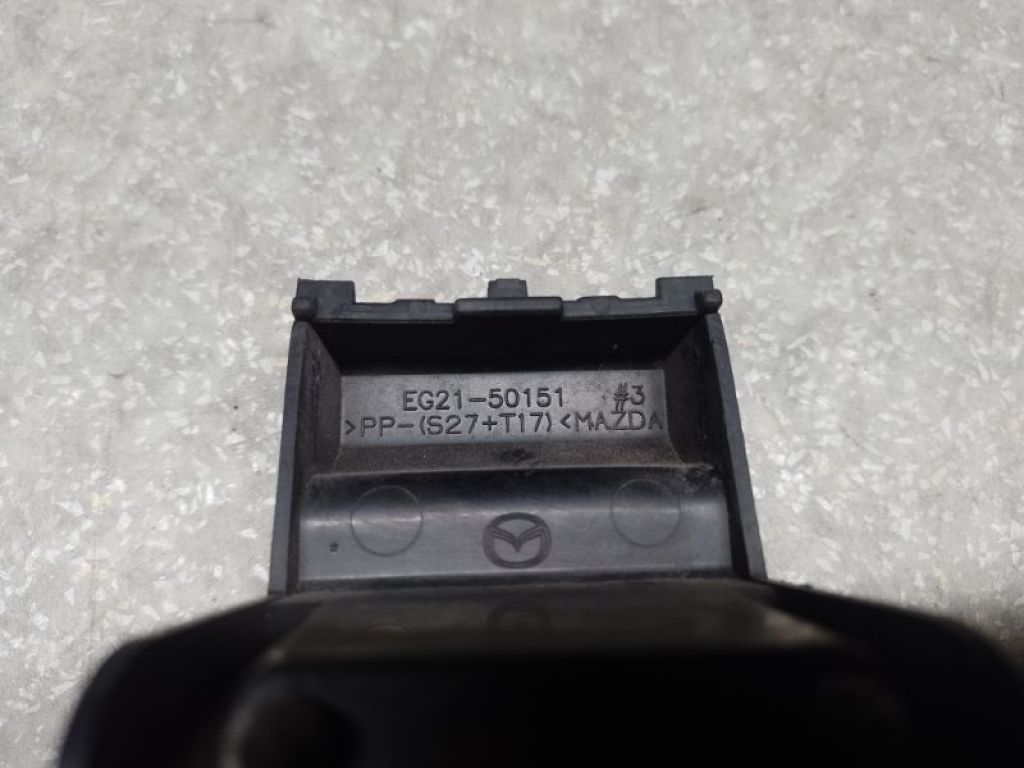 EG21-50-151B | Кронштейн переднього бампера (під фарою) лів. MAZDA CX-7 06-12 - Фото 3