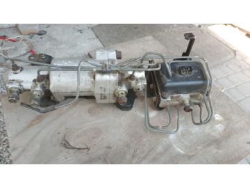 Компресор пневмопідвіски LEXUS LX570 07-15