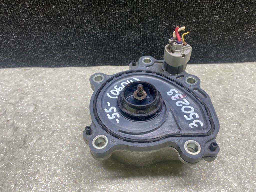 161A0-39025 | Помпа охолодження електрична TOYOTA CAMRY 55 14-17
