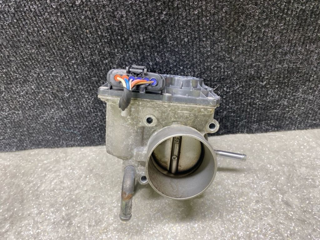 35100-2B300 | Дросельна заслінка HYUNDAI ACCENT RB 10-