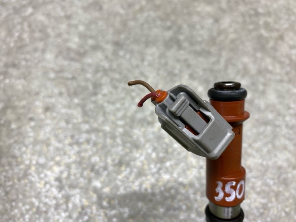 23209-0P040 | Форсунка топливная TOYOTA SIENNA 03-10 - Фото 4