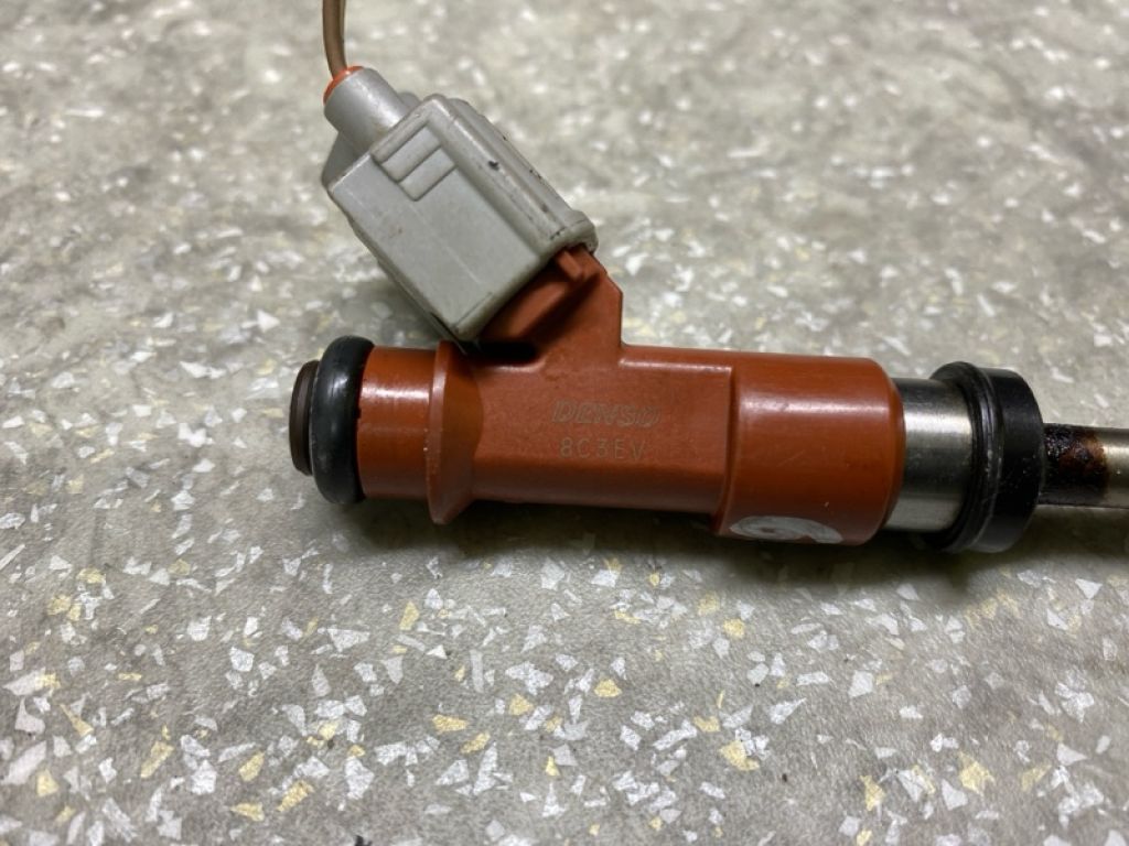 23209-0P040 | Форсунка топливная TOYOTA SIENNA 03-10 - Фото 6