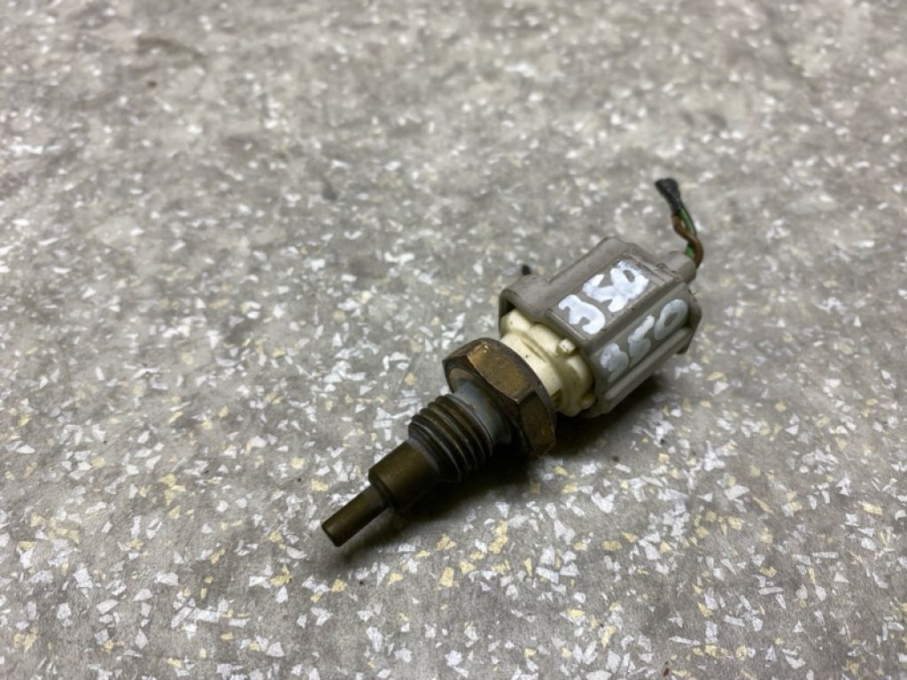 89422-33030 | Датчик температури охолоджувальної рідини TOYOTA SIENNA 03-10