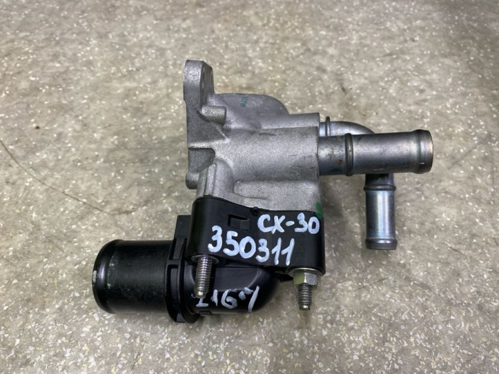 PYFB-15-19YC | Фланець системи охолодження MAZDA CX-30 19-