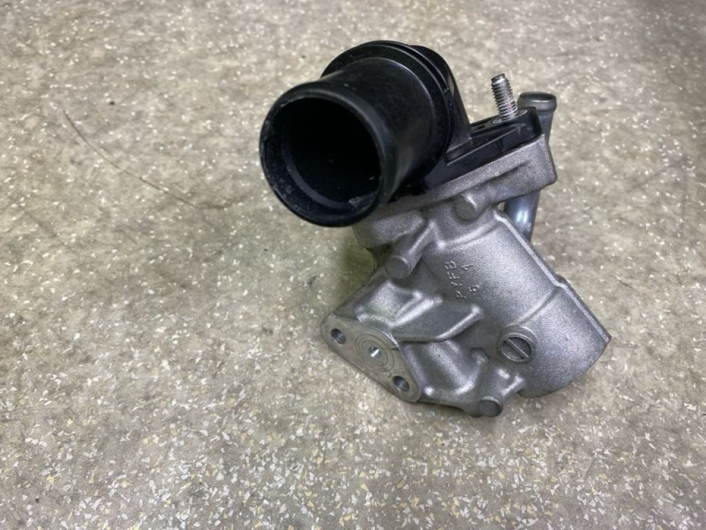PYFB-15-19YC | Фланець системи охолодження MAZDA CX-30 19- - Фото 3