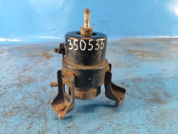 Подушка двигуна передн. TOYOTA CAMRY 40 06-11