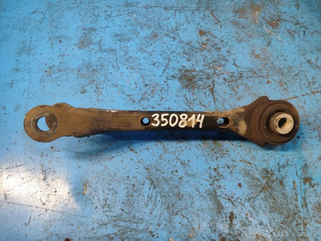 FR3Z5K898A | Рычаг задней подвески поперечный лев. FORD MUSTANG 15-