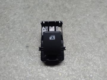 Кнопка склопідіймача передн. прав. TOYOTA CAMRY 70 17-