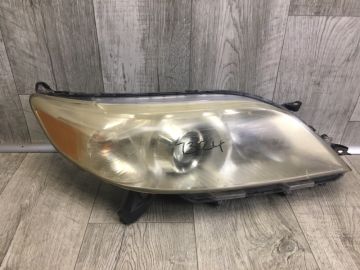 Фара прав. TOYOTA SIENNA 11-16