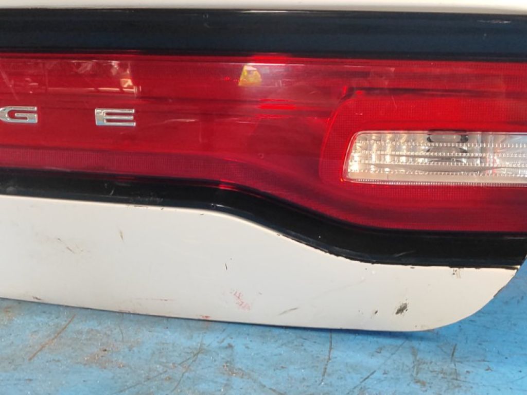68089362AA | Кришка багажника DODGE CHARGER 11-15 - Фото 7