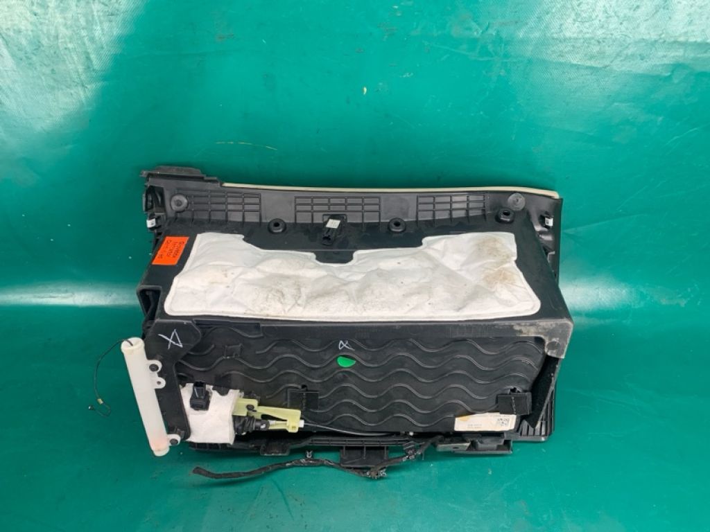 HA1Z-58060T10-AB | Бардачок LINCOLN MKX 16-18 - Фото 5