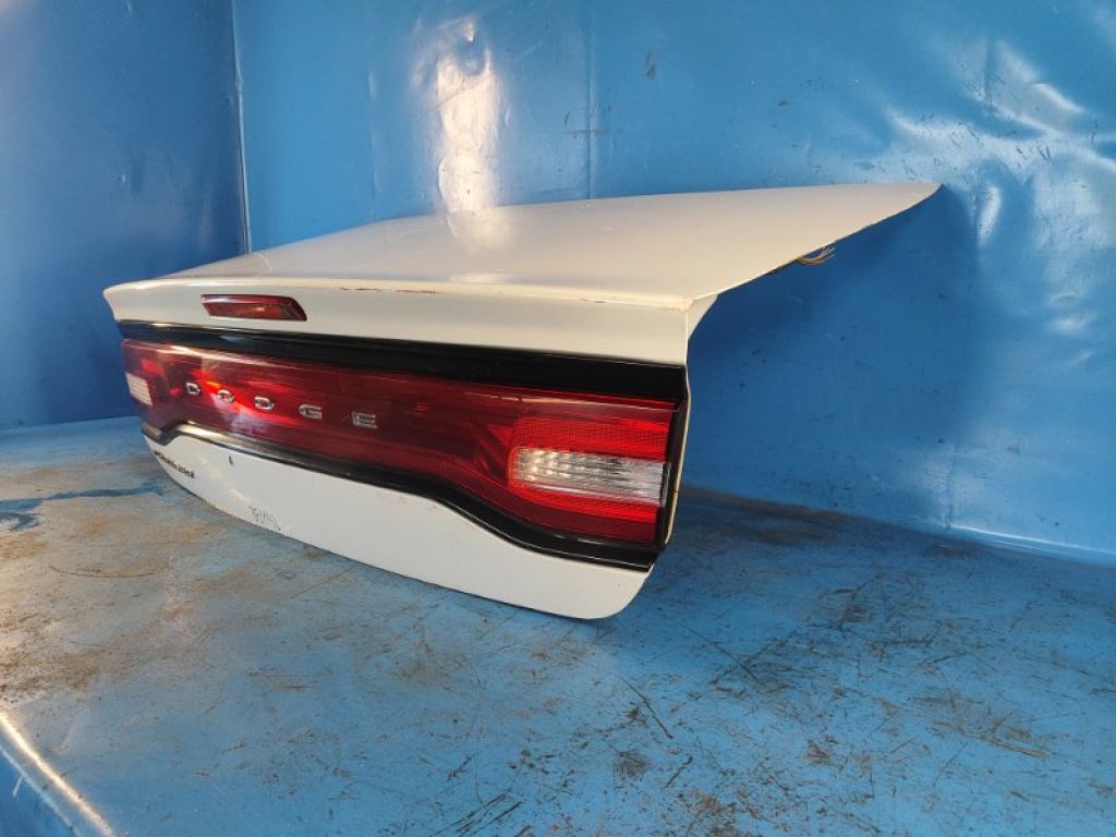 68089362AA | Кришка багажника DODGE CHARGER 11-15 - Фото 2