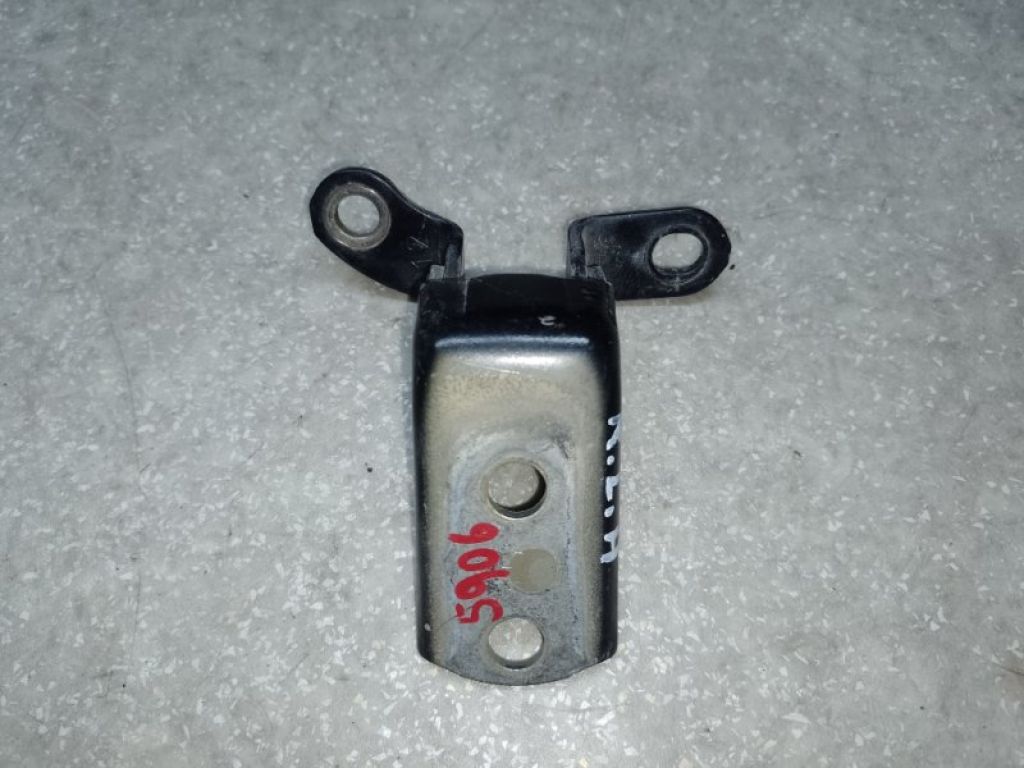 68780-02050 | Петля двери нижняя задн. лев. TOYOTA CAMRY 55 14-17