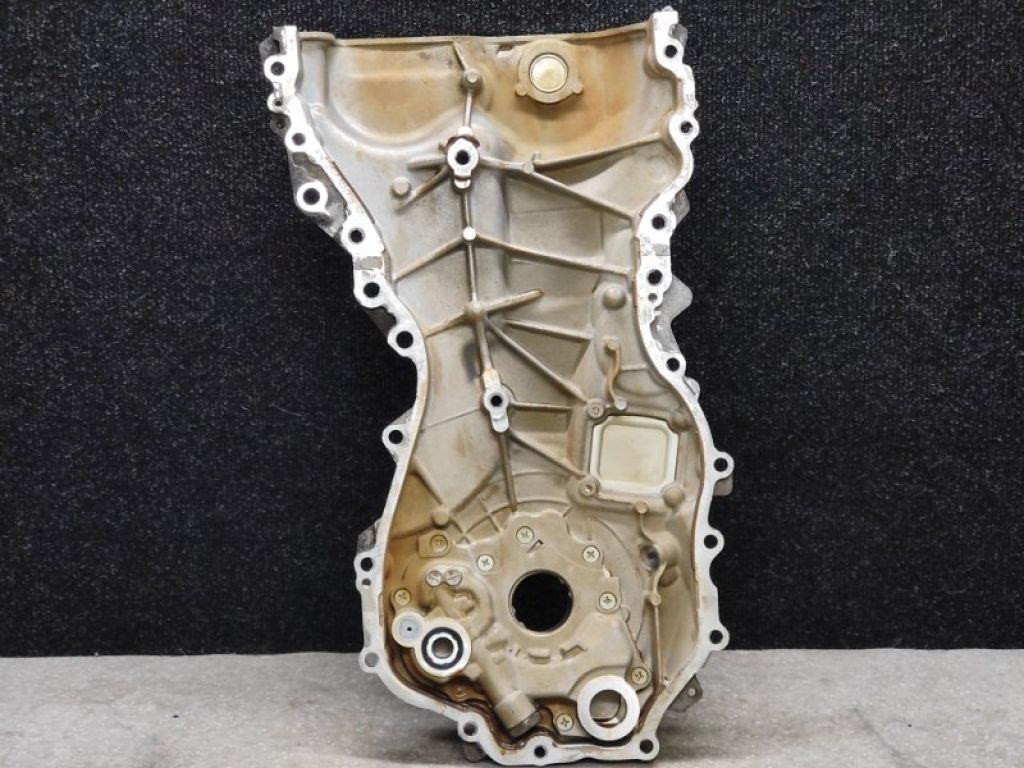11310-0V010 | Кришка ГРМ TOYOTA CAMRY 40 06-11