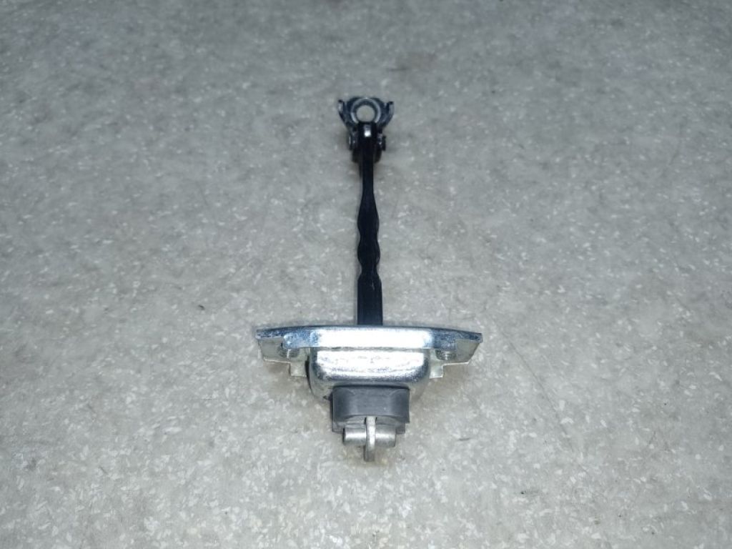 68610-06091 | Ограничитель двери передн. TOYOTA CAMRY 55 14-17 - Фото 2