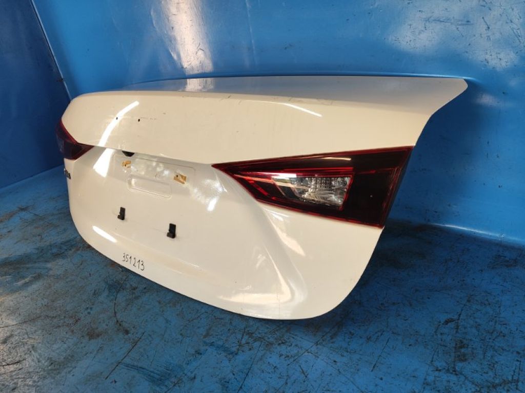 BHY3-52-61XC | Крышка багажника MAZDA 3 BM 13-19 - Фото 3