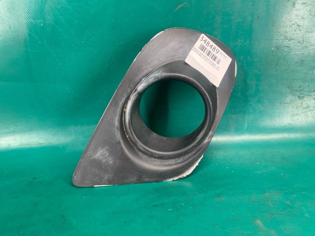 68088687AA | Накладка протитуманної фари лів. DODGE JOURNEY 08-20