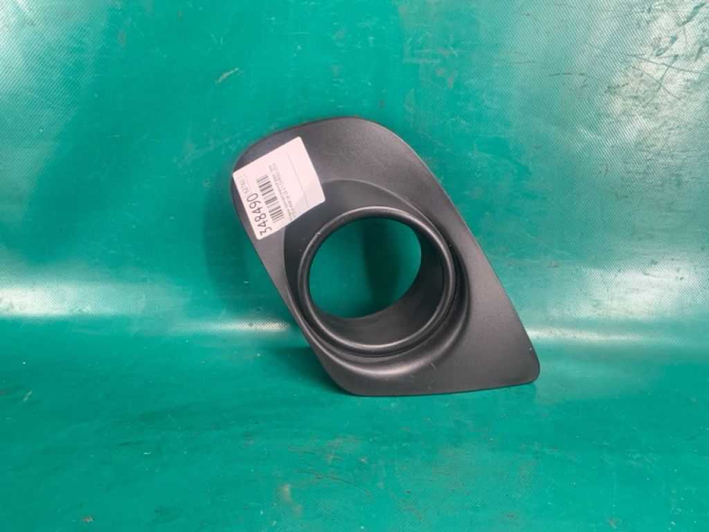 68088686AB | Накладка протитуманної фари прав. DODGE JOURNEY 08-20