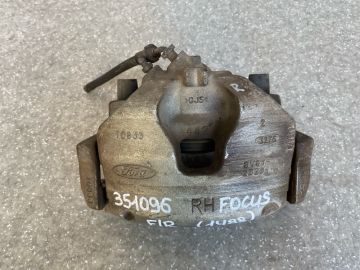Суппорт тормозной передн. прав. FORD FOCUS 10-18